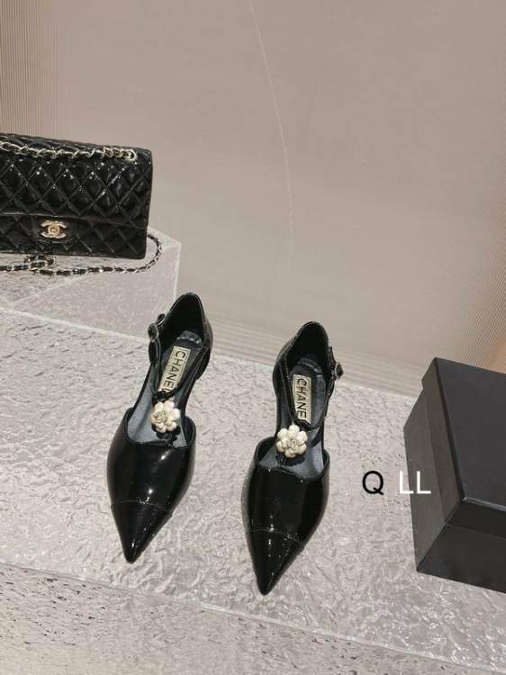 Picture of Chanel Shoes _SKUChanelsz35-40LL03012624